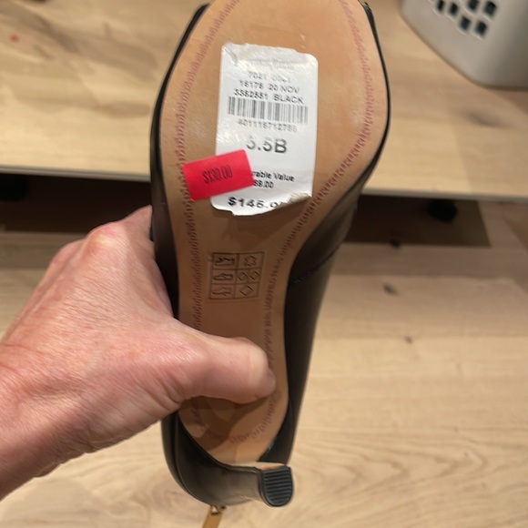 New with tag Karl Lagerfeld booties with rhinestone buckles - Picture 4 of 4